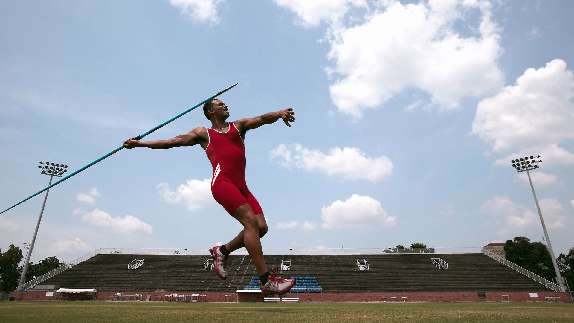 皇家马德里队员备战凯旋门，信心满满，皇家马德里队门将
